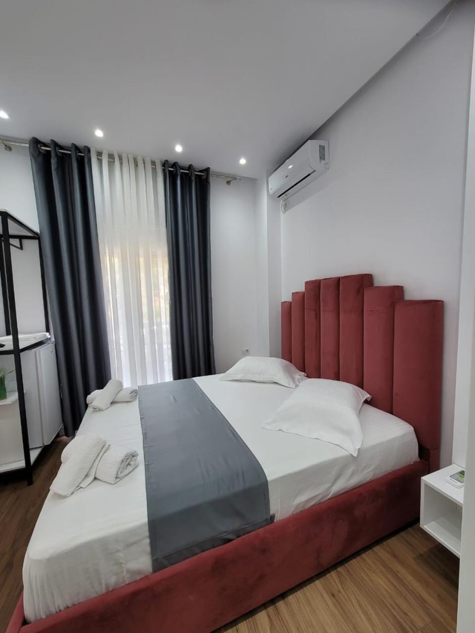 Luxury Room'S By Lika Saranda Extérieur photo
